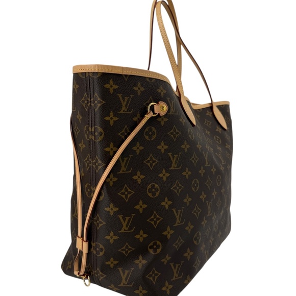 LOUIS VUITTON · Monogram Neverfull GM with Pivoine Interior - Picture 6 of 11